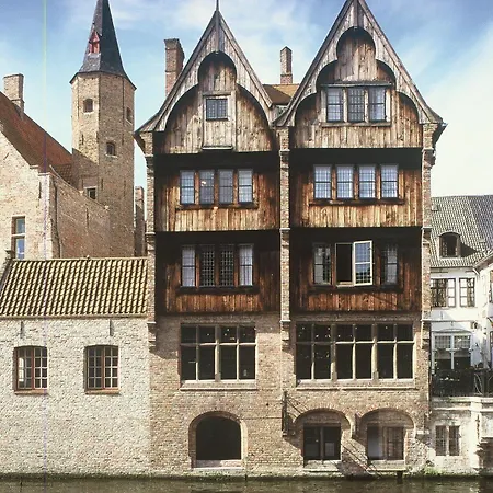 Relais Bourgondisch Cruyce, A Luxe Worldwide